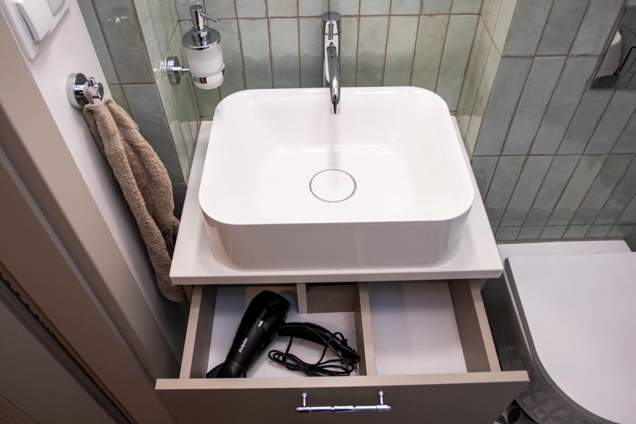 Apartament Przy Metrze Wierzbno Z Nuta Vintage Warsaw Luaran gambar